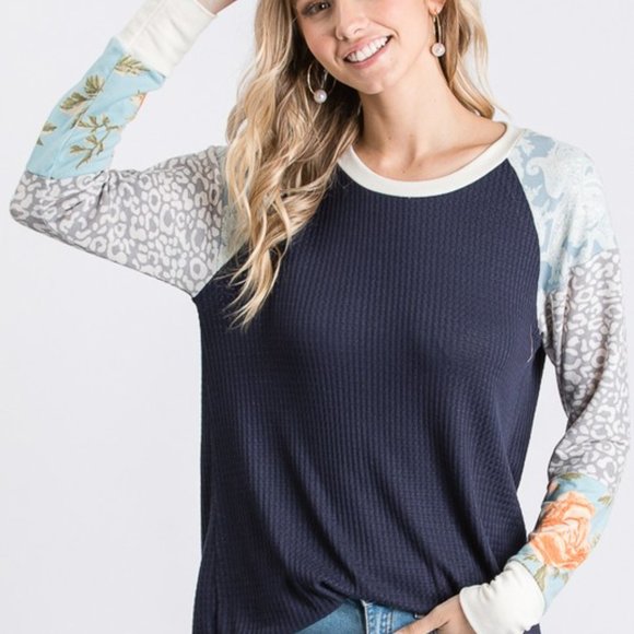 NWT Cute Crew Neck Tunic - Picture 1 of 3